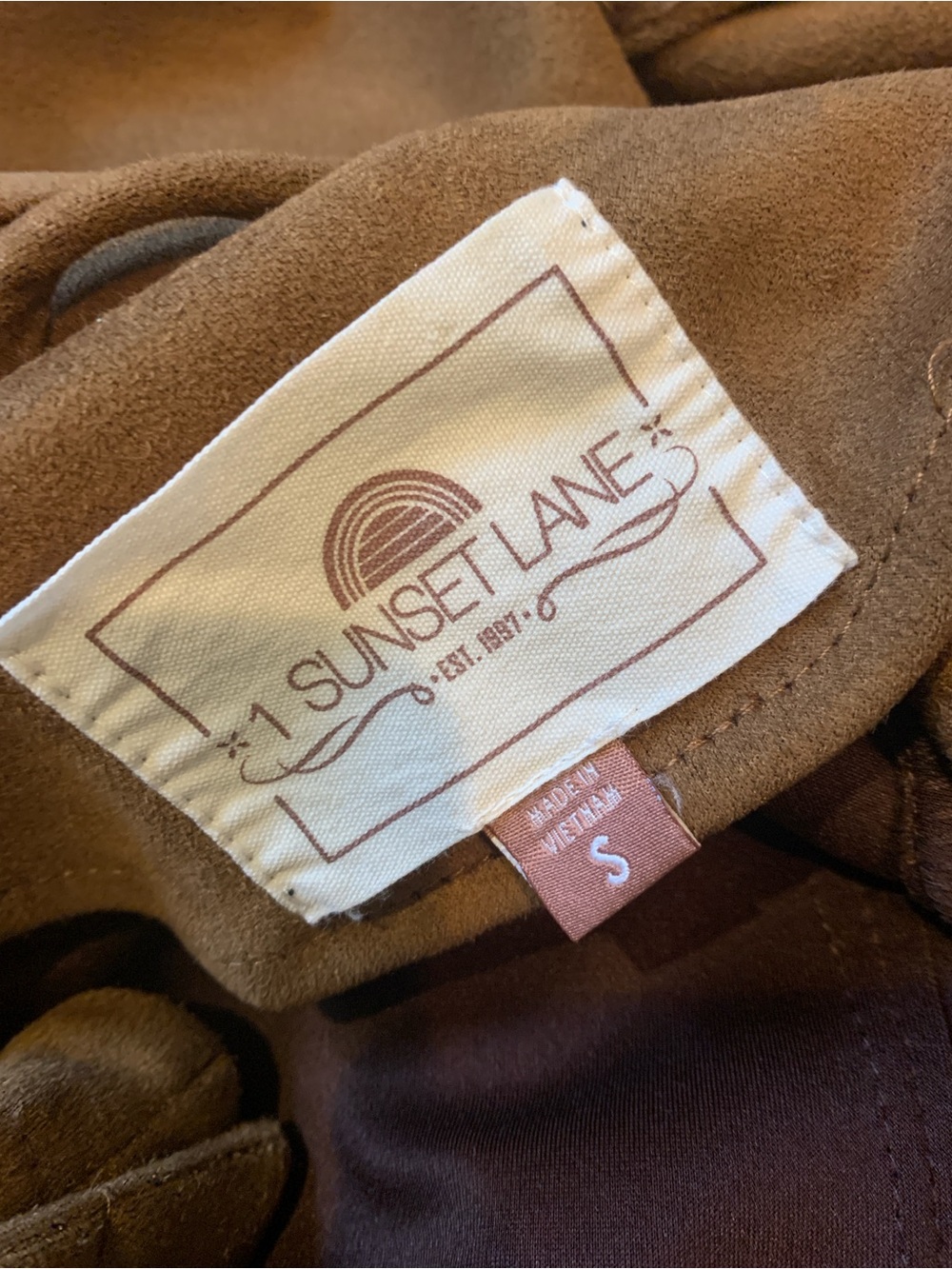 1 Sun Set Lane Size Small Camel Faux Suede Snap Front Jacket - Picture 6 of 7